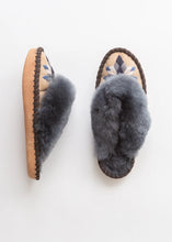 Load image into Gallery viewer, Women's Sheepskin Slipper Mules – Salt Plains
