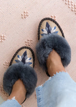 Load image into Gallery viewer, Women's Sheepskin Slipper Mules – Salt Plains
