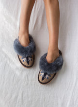 Load image into Gallery viewer, Women's Sheepskin Slipper Mules – Salt Plains