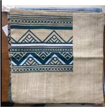 Load image into Gallery viewer, Passa Paa Linen Cushion Cover