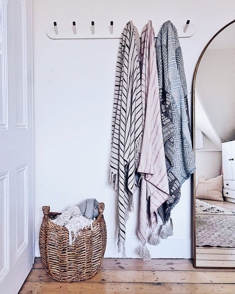 THE ULTIMATE GUIDE TO CHOOSING YOUR PERFECT BLANKET