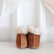Load image into Gallery viewer, Baby Sheepskin Boots
